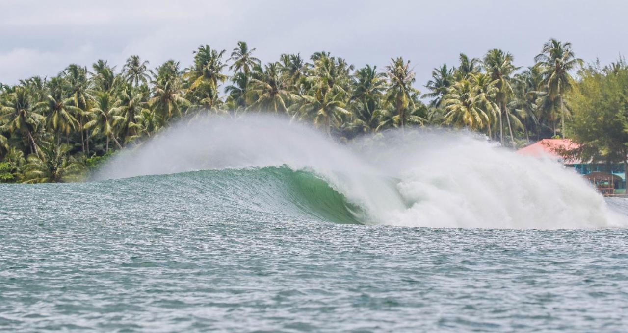 Nias Surf Stay Lagudri Экстерьер фото